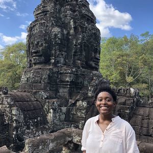 Meet your Posher, Dalila